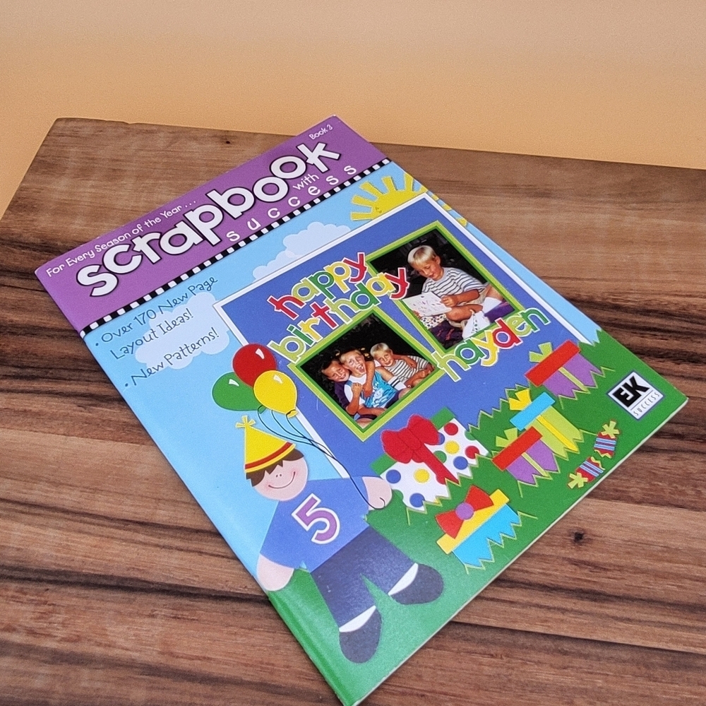 3-Piece Set of Scrapbooking Books, NWT - Picture 2 of 7